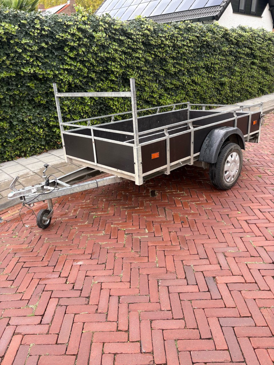 Aanhanger / aanhangwagen 250x125