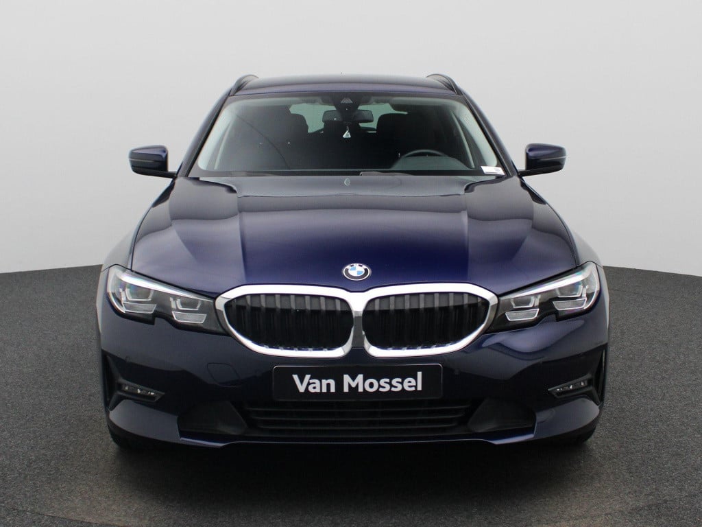 BMW 3-serie touring 330e business edition plus | automaat | navigatie | app