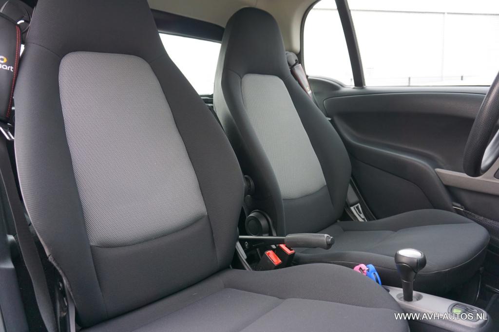 Smart Fortwo coupé 1.0 mhd edition pure