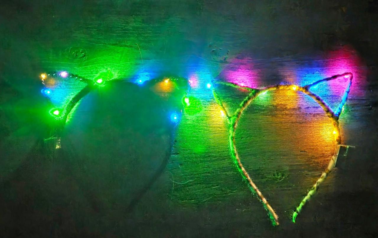 🤩 Kids Diademen, waarvan de bovenste 2 met gekleurde lichtjes.