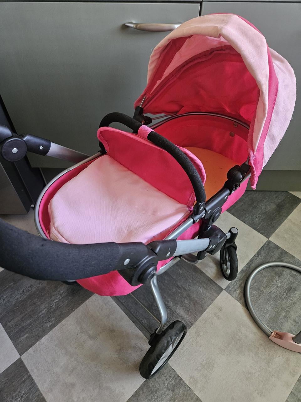 Poppenwagen met gratis stoel