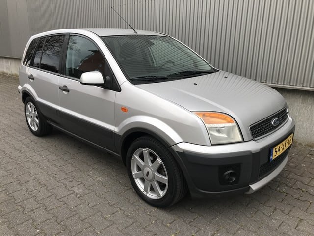 Ford Fusion 1.6 16v crossroad | trekhaak | airco | nap etc.
