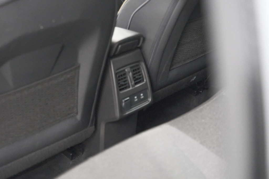 Renault Captur tce 90 techno | nieuw model | camera | navigatie | apple car
