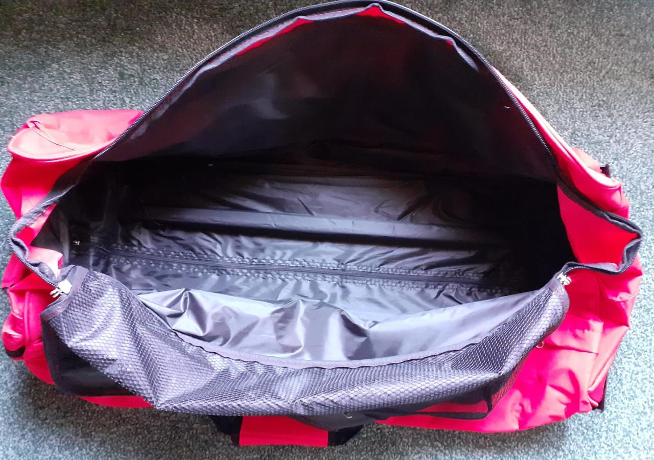 Reistas/Sporttas op 2 wielen. Rood