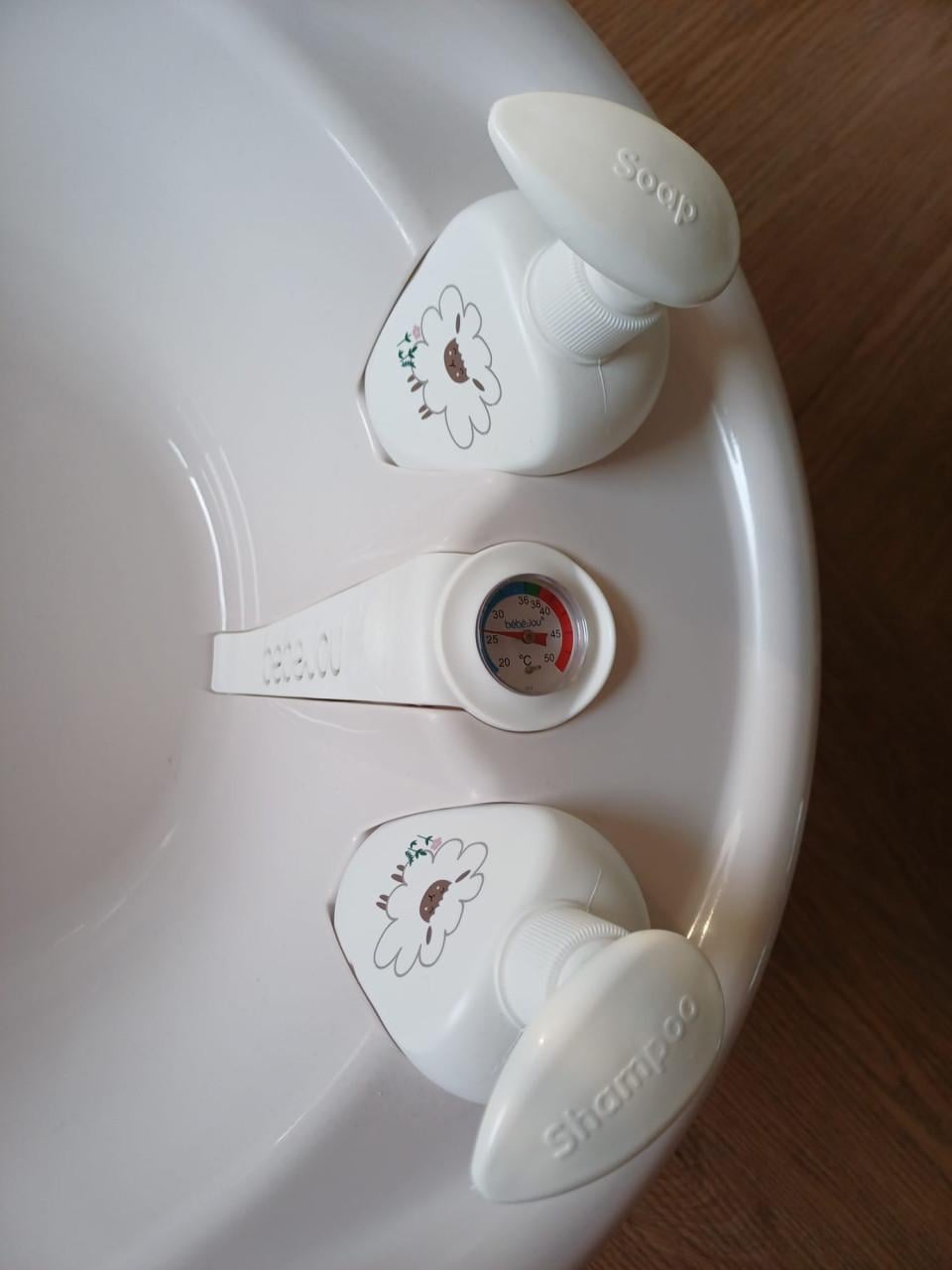 Bébé-Jou Click Thermobad Tiny Sheep + Badstandaard + Badzitje — €35