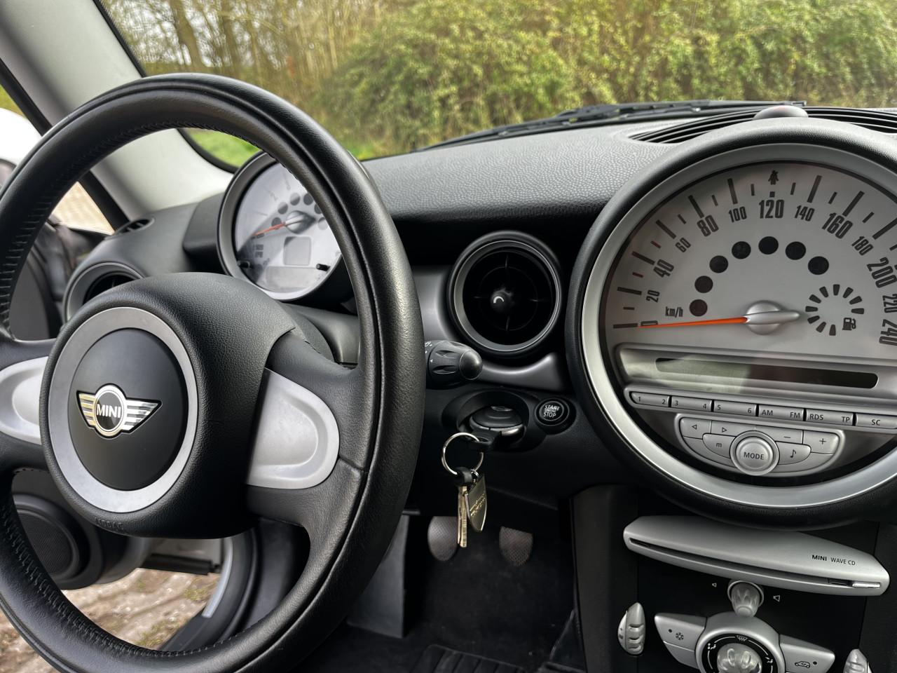 Mini Cooper 1.6 – Slechts 138.000 km – Goed onderhouden