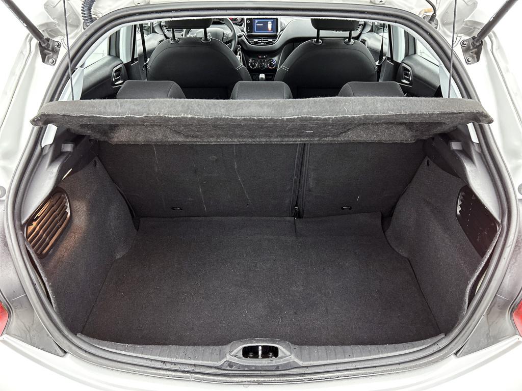 Peugeot 208 82 pk blue lion | rijklaar | trekhaak | airco