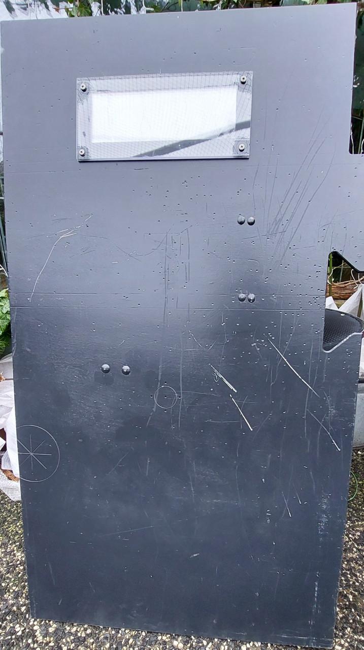Airsoft Schild 140x78 cm.