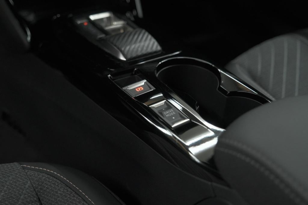 Peugeot E-2008 ev allure 54 kwh | 360 camera | adaptieve cruise control | w