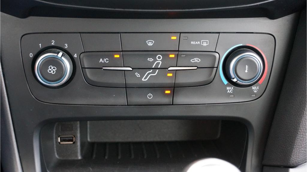 Ford Focus 1.0 lease edition rijklaar incl garantie