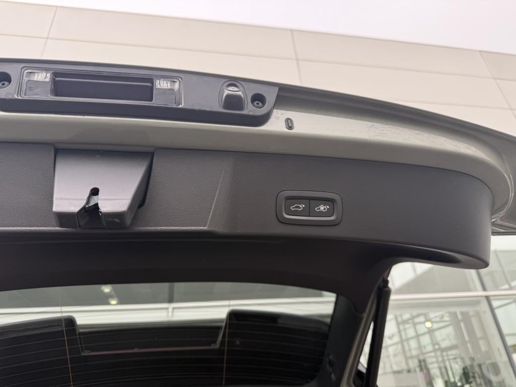 Volvo Ex40 single extended range ultra 82 kwh/252pk| full options !!