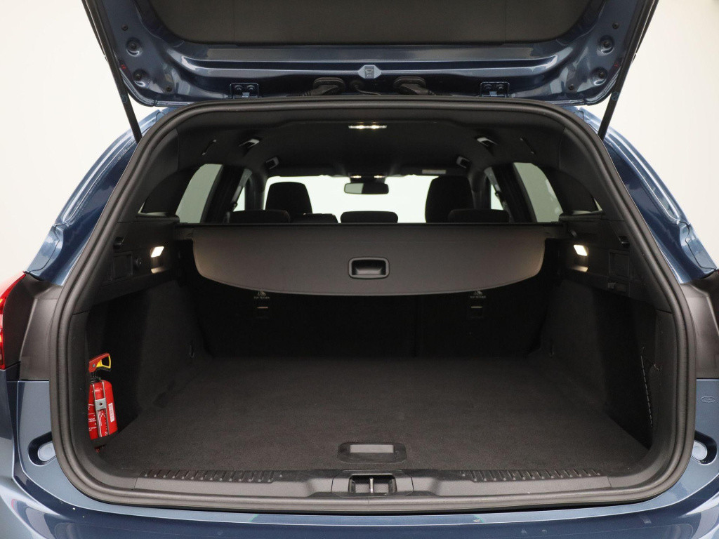 Ford Focus wagon 1.0 ecoboost hybrid st-line aut. | winterpack | climate co