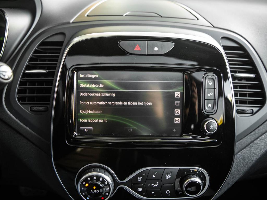 Renault Captur 150pk intens automaat | panoramadak | navigatie | trekhaak |