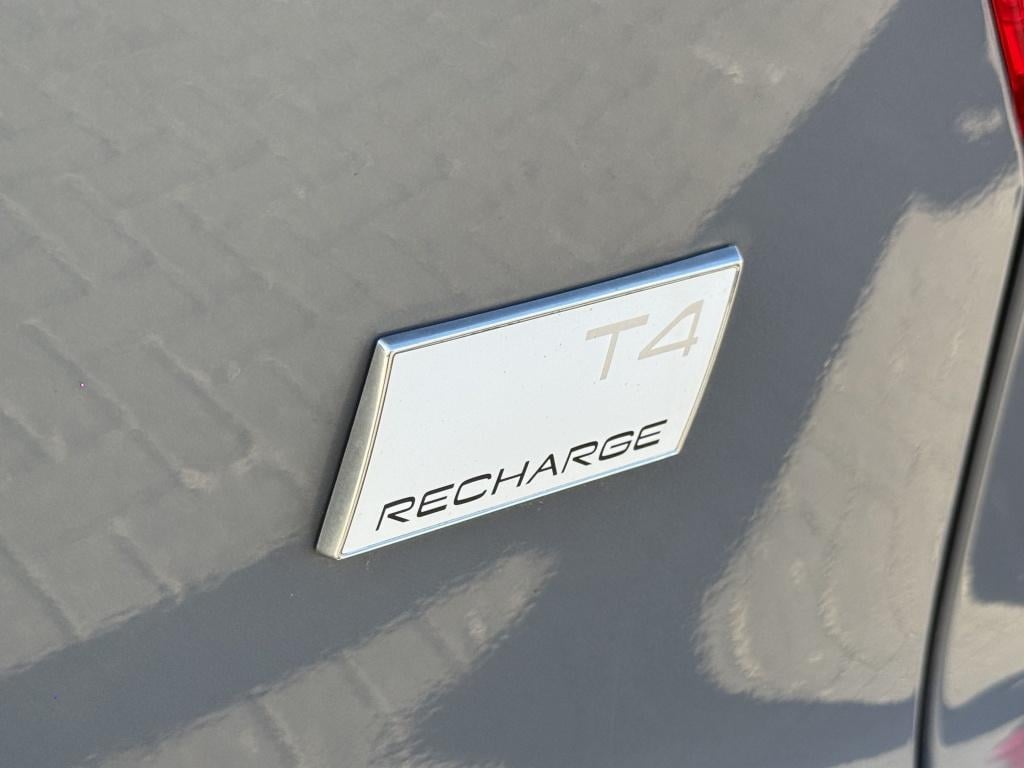 Volvo XC40 t4 211pk recharge r-design| panodak| adap.cruise| trekhaak| came