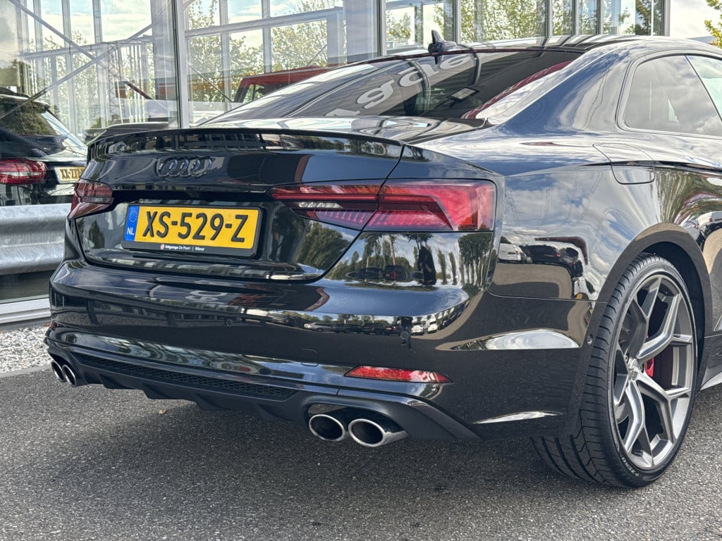 Audi A5 coupé 3.0 tfsi s5 quattro pro line plus | carbon | 20'' | massage |