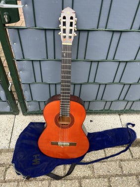 Gitaar Yamaha G-55 met tas