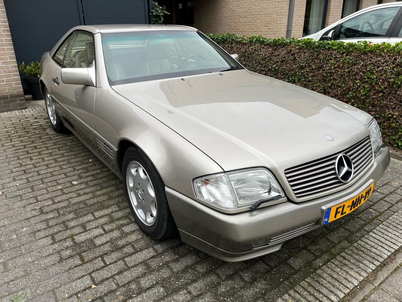 Mercedes Benz 500 SL, NL auto 26 d. km.