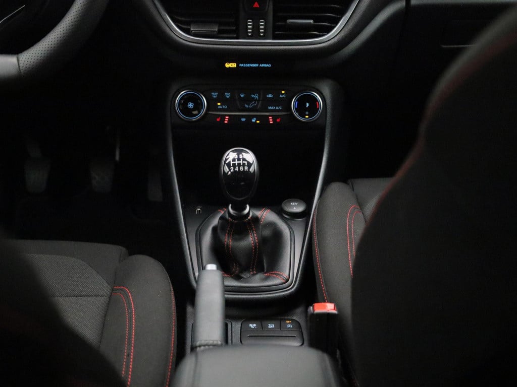 Ford Fiesta 1.0 ecoboost hybrid st-line btw auto | lmv | parkeersensoren | 