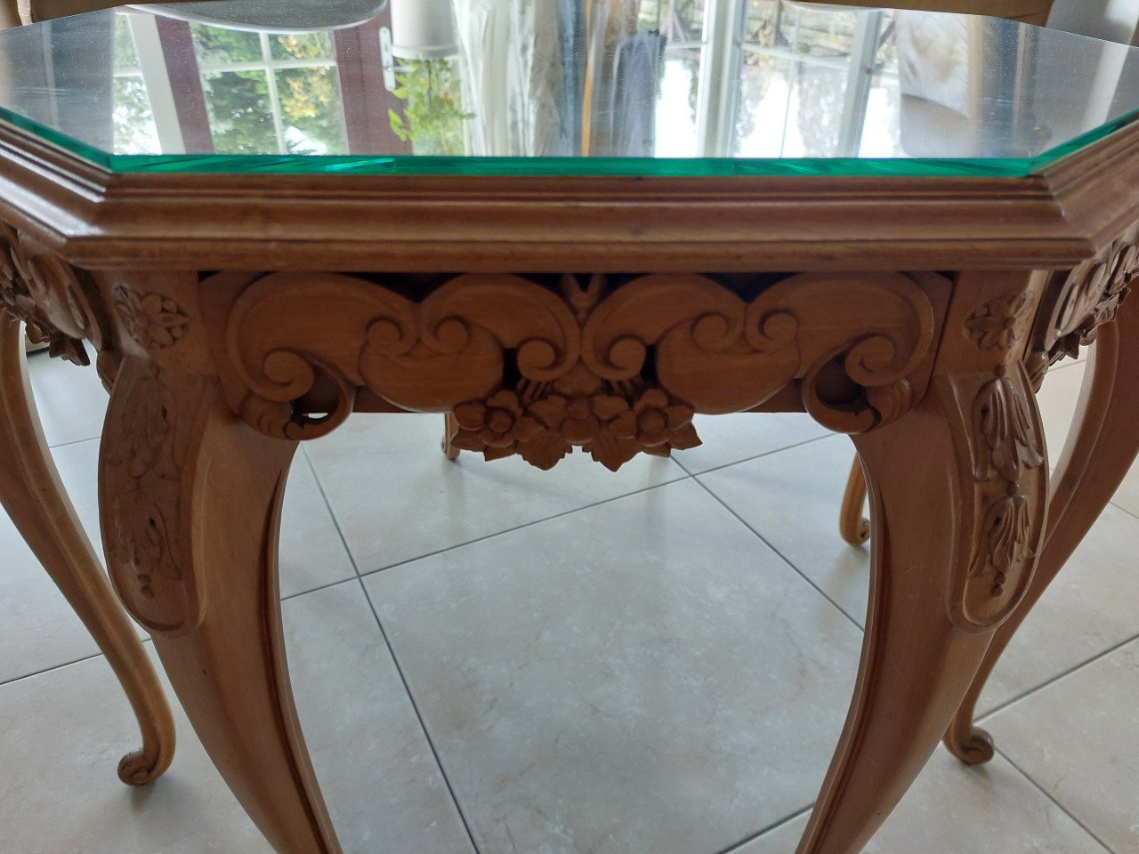 Wortelhouten salontafel