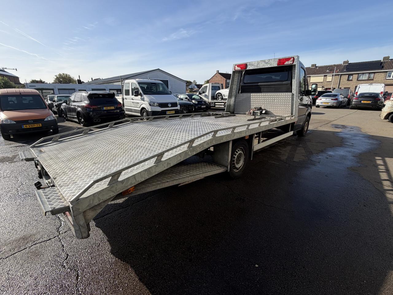 Volkswagen Crafter 2.5 TDI Oprijwagen AUTOMAAT NAP ! ! !