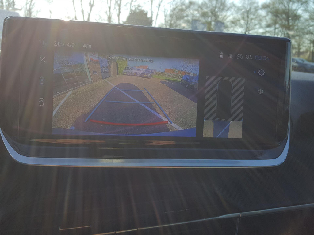 Peugeot 2008 allure 1.2 puretech 100pk navigatie | achteruitrijcamera | app