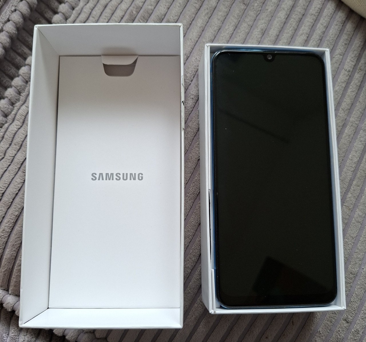 Samsung A50, zeer nette staat