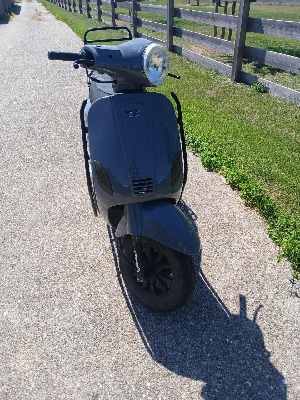 Gts snorscooter
