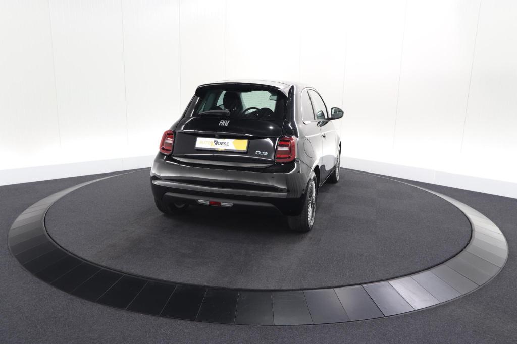 Fiat 500 icon 42 kwh | soh 95,7% | convenience pack | camera | dodehoekdete