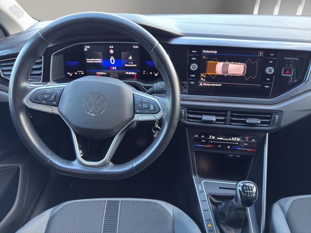 Volkswagen Polo 1.0 tsi style | camera | parkeersensors | airco (automatisc