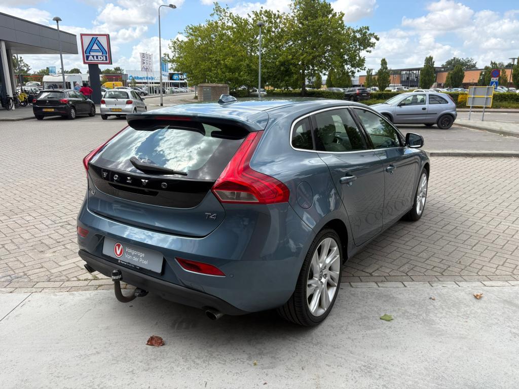 Volvo V40 1.6 t4 momentum