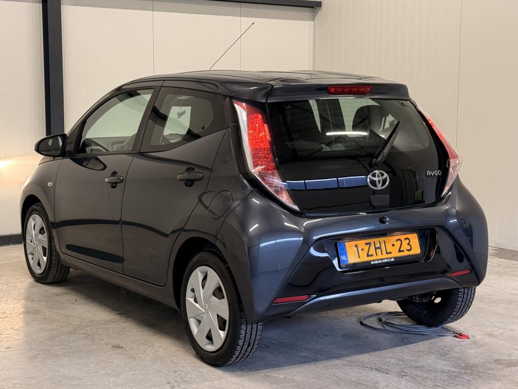 Toyota Aygo 1.0 vvt-i x-play 1e eigenaar - dealer onderhouden | cruise | ai