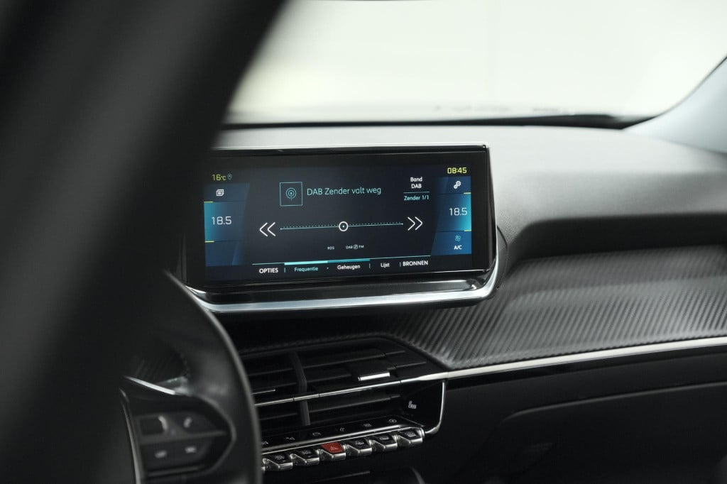 Peugeot E-2008 ev allure 50 kwh | camera | adaptieve cruise control | stoel