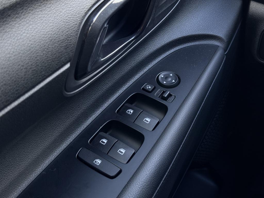 Hyundai I 20 1.0 t-gdi premium | camera | dab | nav | carplay | climate con