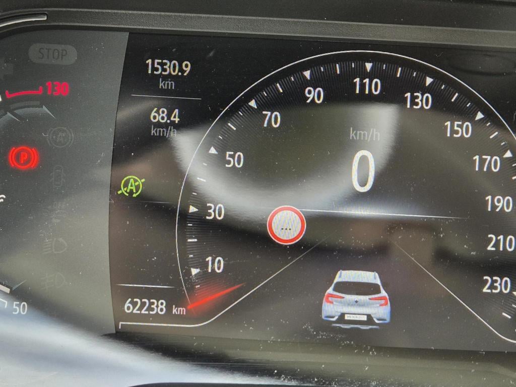Renault Captur 1.3 tce 130 intens trekhaak, camera, stoel-, stuur- en voorr
