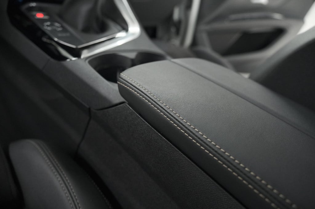Peugeot 3008 puretech 130 gt | camera | adaptieve cruise control | elektron
