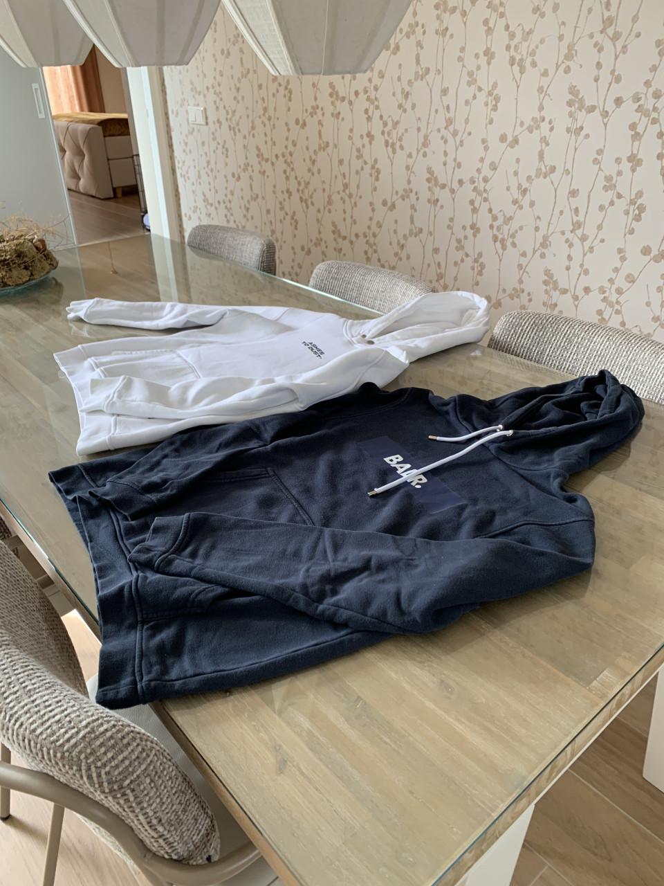 ✨Twee Super Stoere Tiener Jongens Sweaters✨