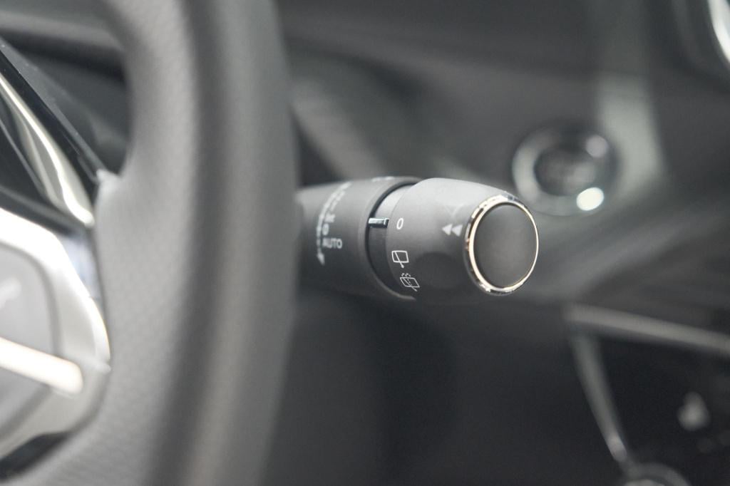 Peugeot 2008 puretech 130 eat8 gt | 360 camera | stoelmassage | adaptieve c