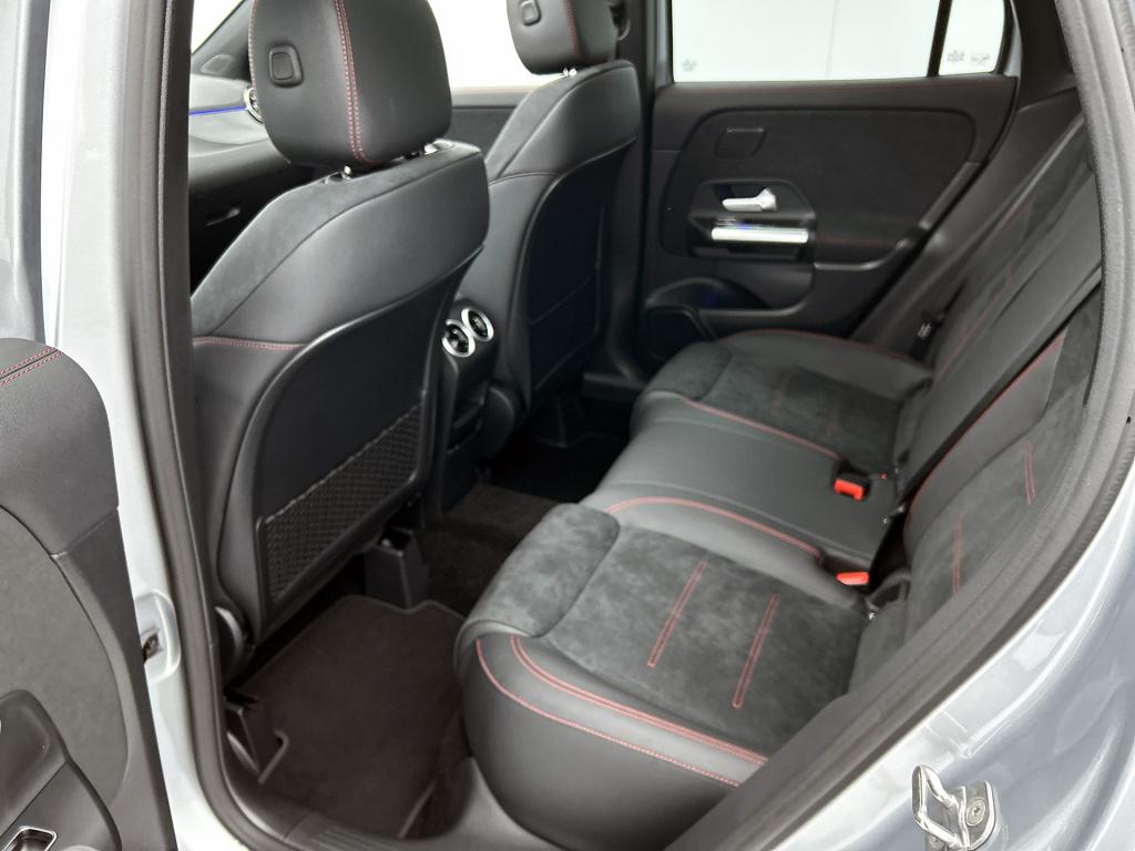 Mercedes-Benz Gla-klasse 250 e business solution amg | nightpakket | premiu