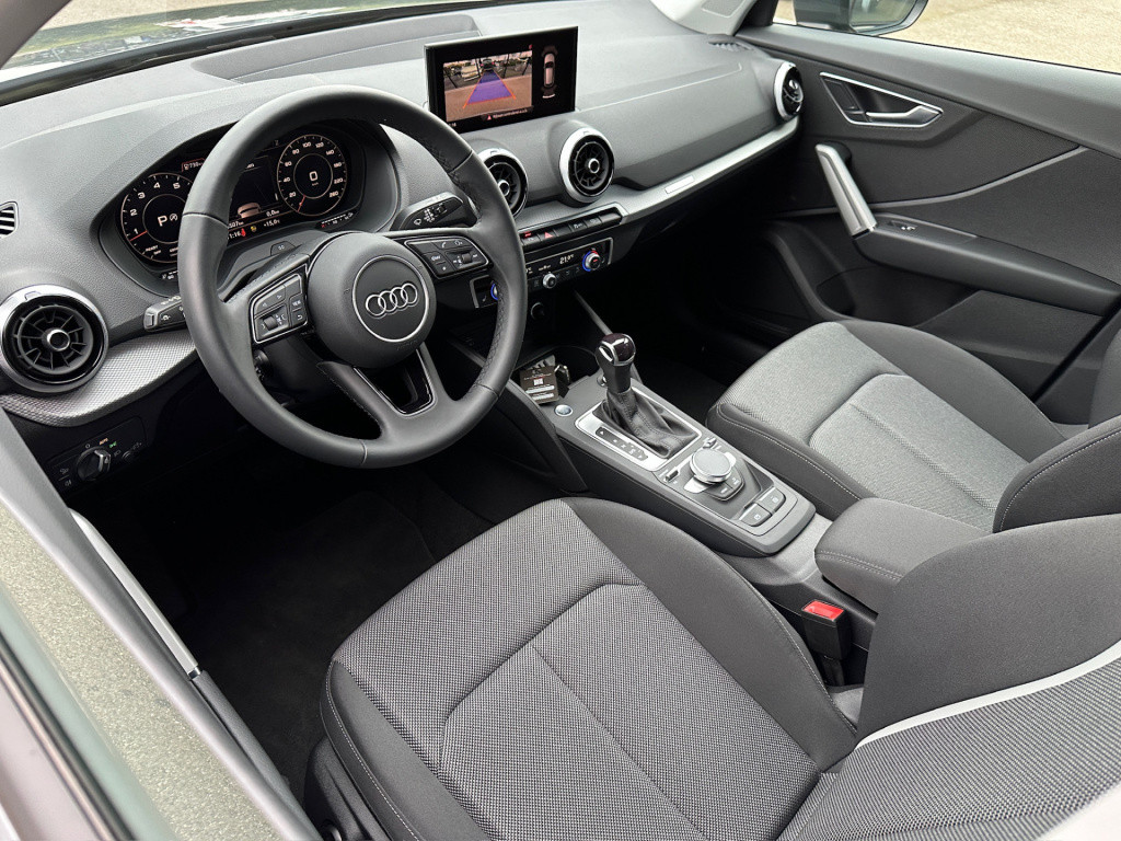 Audi Q2 35 tfsi 150pk s-tronic s-line | led | camera | carplay | elek. acht