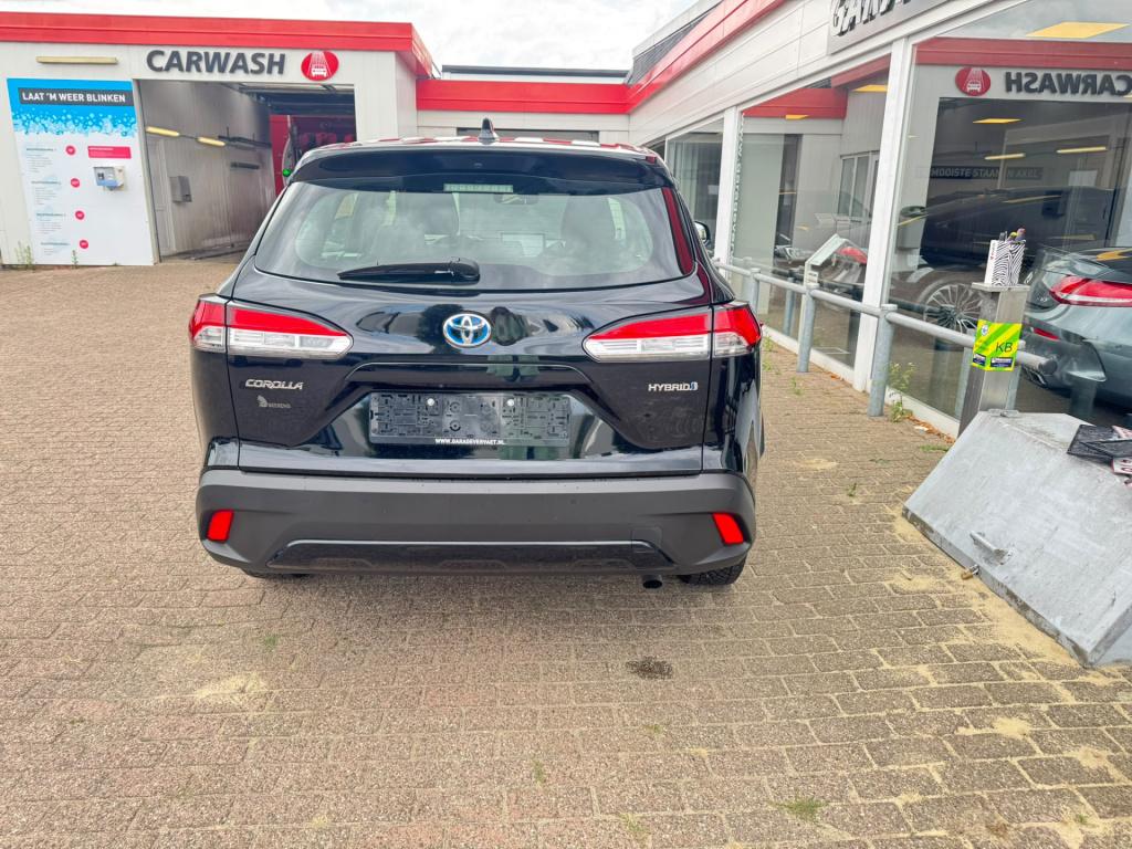 Toyota Corolla Cross hybrid 200 business plus