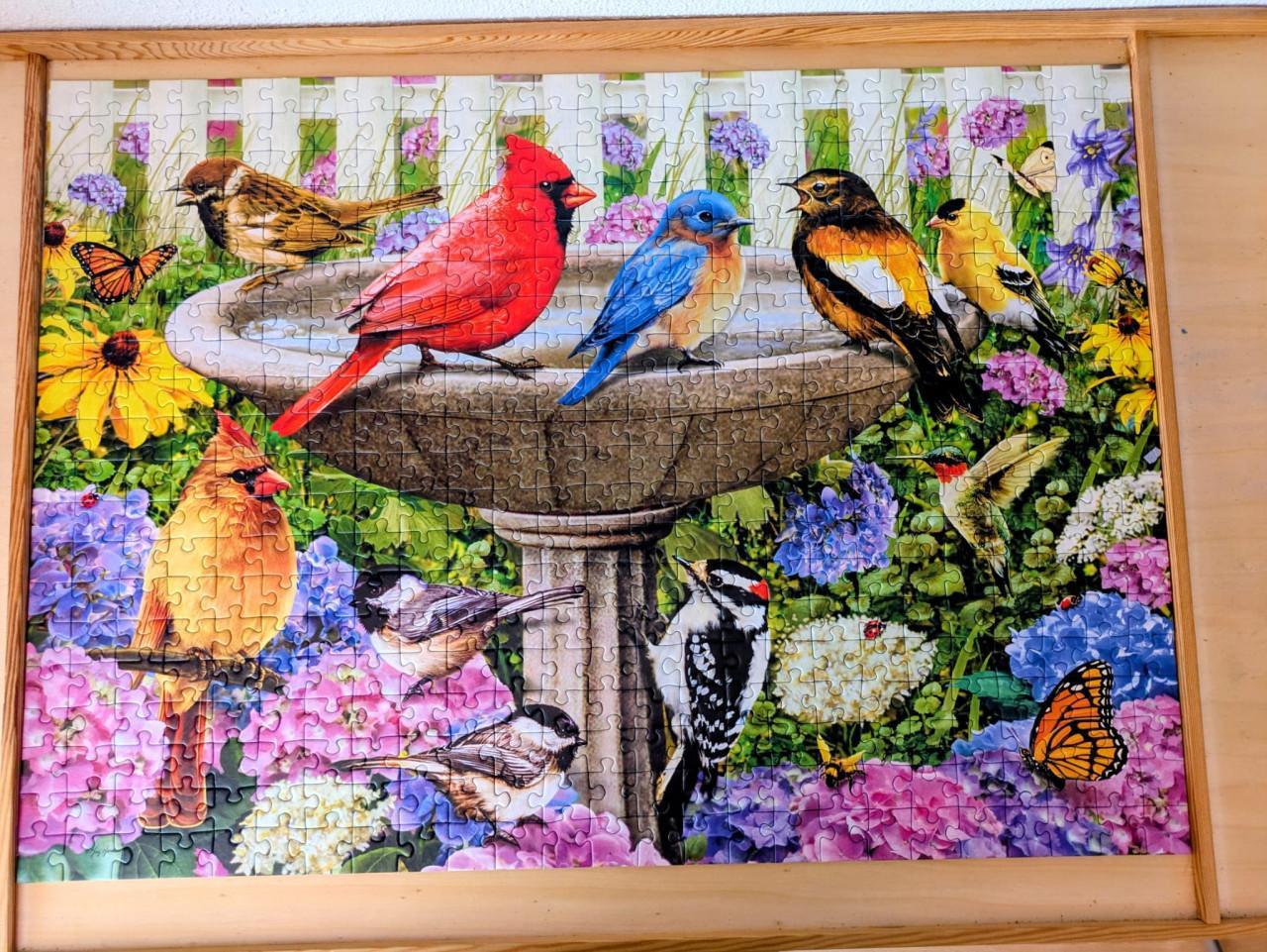 Puzzel Bij het vogelbadje