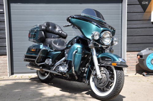 Harley-Davidson FLHTCUI Electra Glide Utlra Classic