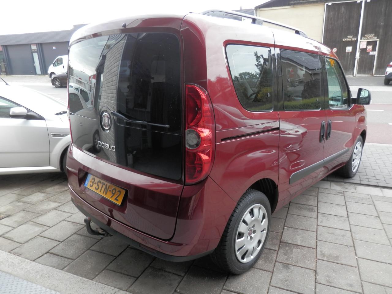 Auto Garant Biedt Aan: Fiat Doblo 1.4 Dynamic 7P