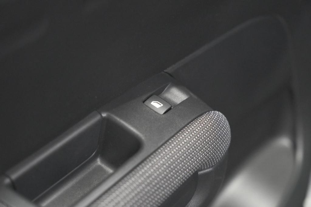 Citroen C3 Aircross puretech 110 s&s business | camera | dodehoekdetectie |