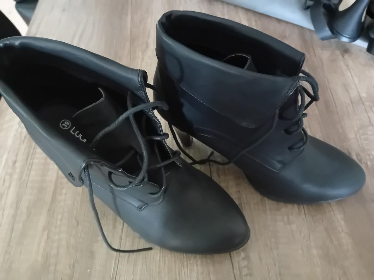 Z.g.a.n dames laarsjes