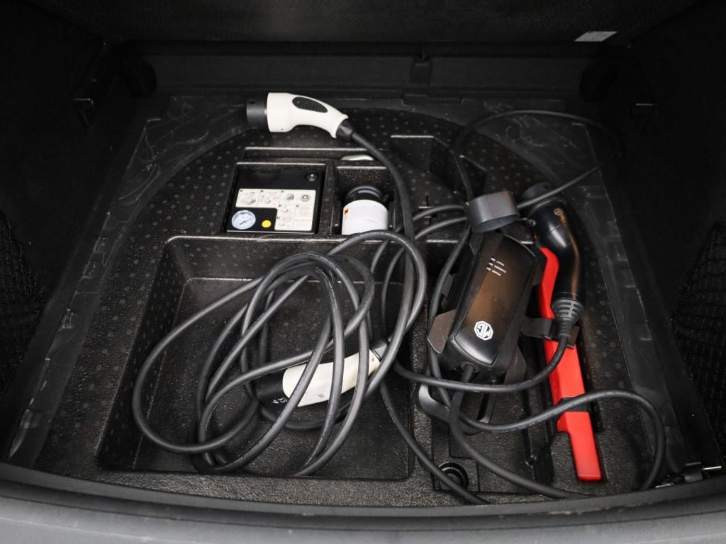MG Zs Ev luxury 45 kwh
