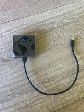 Apple CarPlay dongle