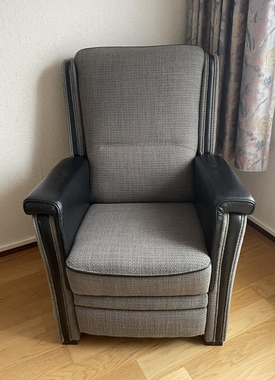 Comfortabele stoel elektrisch bedienbaar