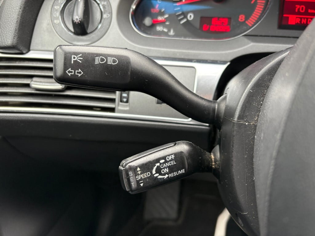 Audi A6 limousine 2.4