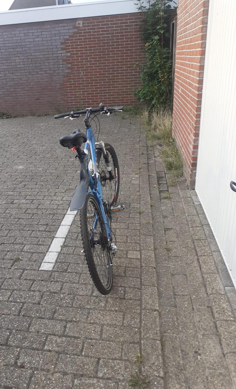Giant Full Suspension MTB 18-Speed Schijfremmen 26 inch/ Framehoogte 56 cm